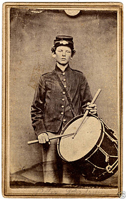 Click image for larger version

Name:	33rd IL Drummer.jpg
Views:	419
Size:	72.2 KB
ID:	219631