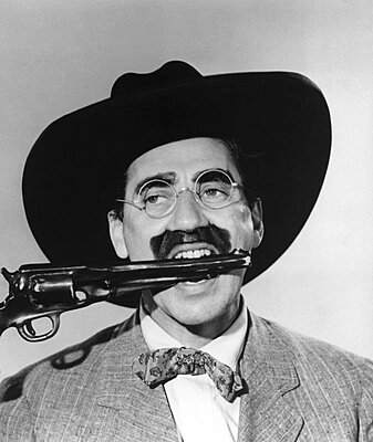 Click image for larger version

Name:	groucho-marx-07.jpg
Views:	49
Size:	61.7 KB
ID:	224512