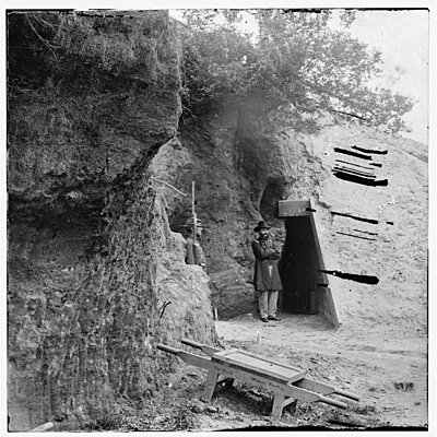 Click image for larger version

Name:	Yorktown, VA Cornwallis Cave used as Powder Magazine 2.jpg
Views:	204
Size:	243.8 KB
ID:	226945