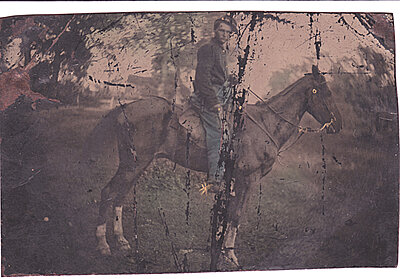 Click image for larger version

Name:	Civil-War-Soldier.jpg
Views:	456
Size:	312.2 KB
ID:	228010