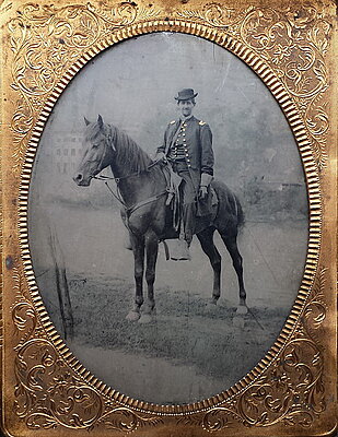 Click image for larger version

Name:	Dandy Image Of A Mounted Officer.jpg
Views:	196
Size:	160.5 KB
ID:	231450